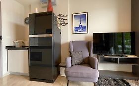 The Base Deluxe Kingsize