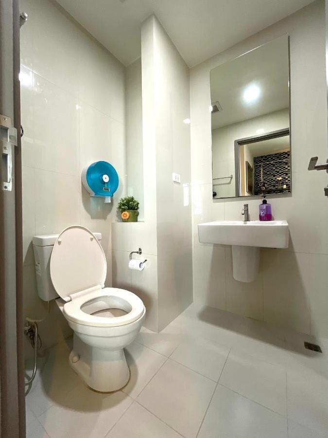 Ferienwohnung The Base Deluxe Kingsize Pattaya Exterior foto